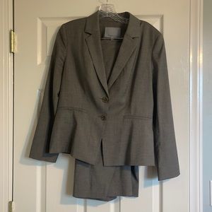 Classiques Entier Women’s Suit